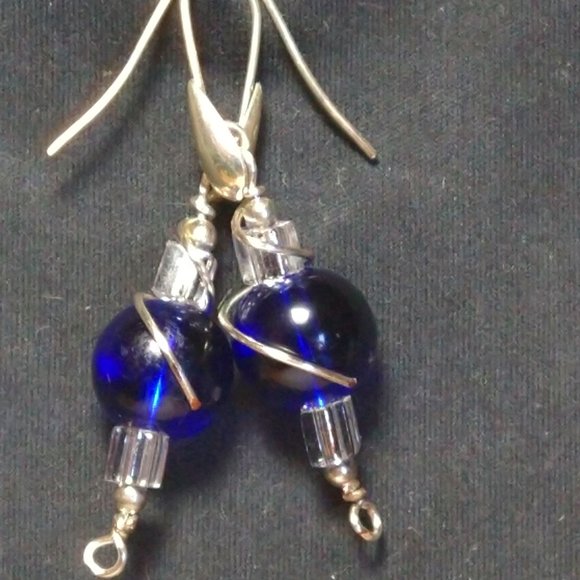 CCLHMHLLC Wired Jewellery Designs - Picture 1 of 4